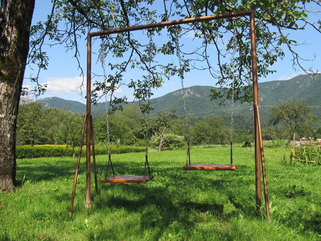 Gorska Kuca Elin Villa Brod na Kupi Rum bild