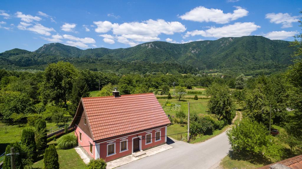Gorska Kuca Elin Villa Brod na Kupi Exteriör bild